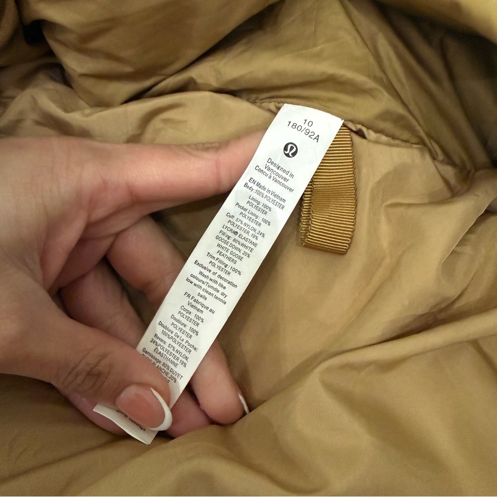 Lululemon Wunder Puff Jacket Size 10 Bold Beige - Picture 8 of 15